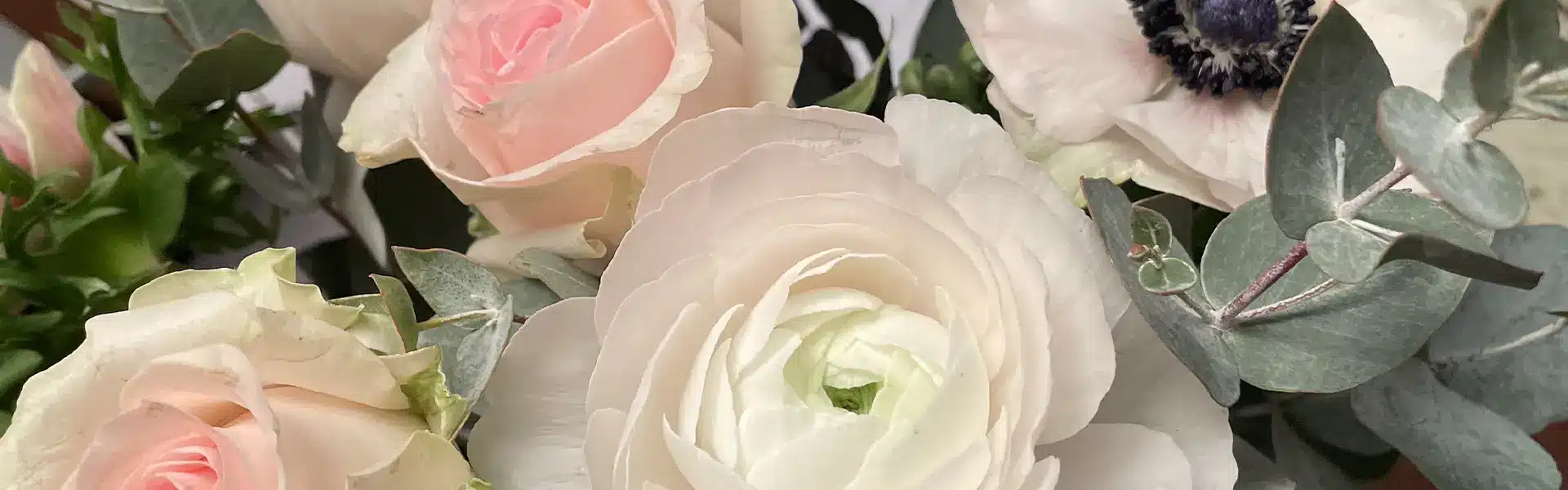 bouquet fleurs blanches cadeau naturopathe colmar frederique dubois